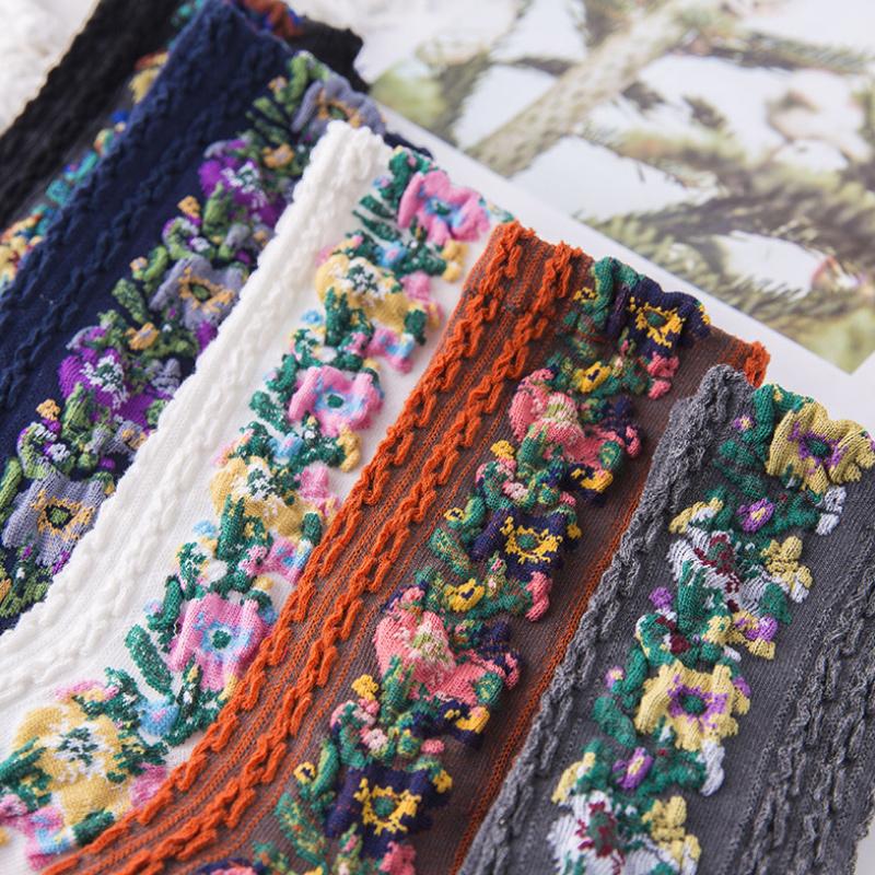 (5 pairs)Vintage Embroidered Floral Socks