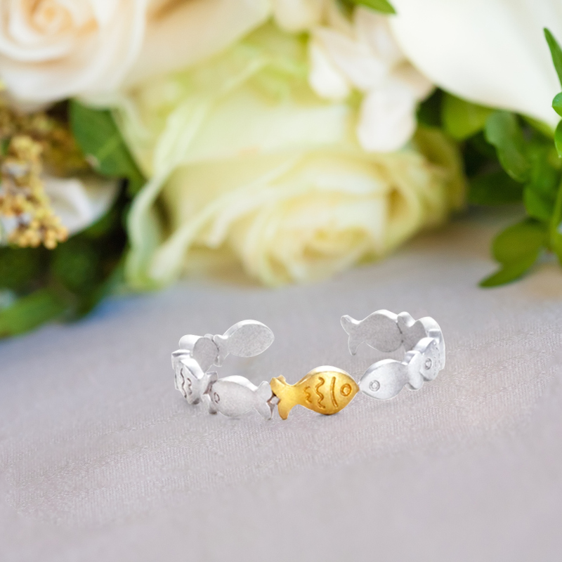 Goldfish Style Ring